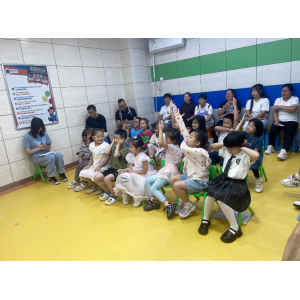 兰州天童教育：英语学习尽早+坚持很重要