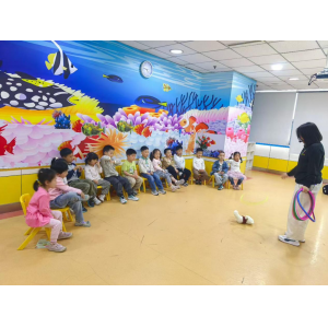 呼和浩特天童教育：孩子几岁开始学英语合适