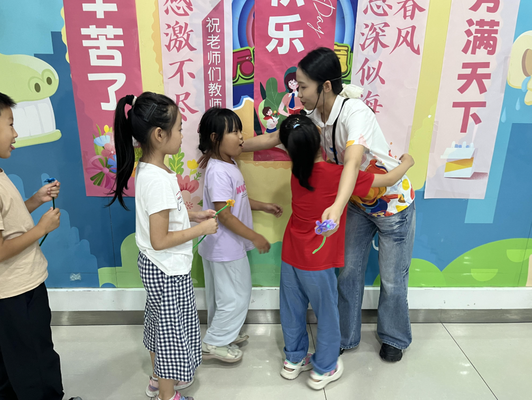 宁波天童教育：启蒙最怕的是把英语当成“另一门课”来学(图1)