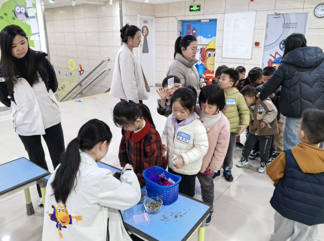 海口天童教育：分级读物、绘本、课本，小学生到底该怎么选？ (图2)