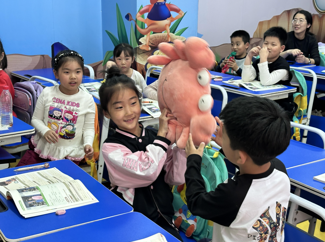 海口天童教育：用身体“动起来”学英语，比坐着跟读更有效(图1)