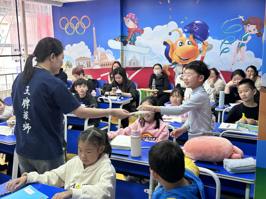 宁波天童教育：英语听力，不是“多听”就能提高的(图1)