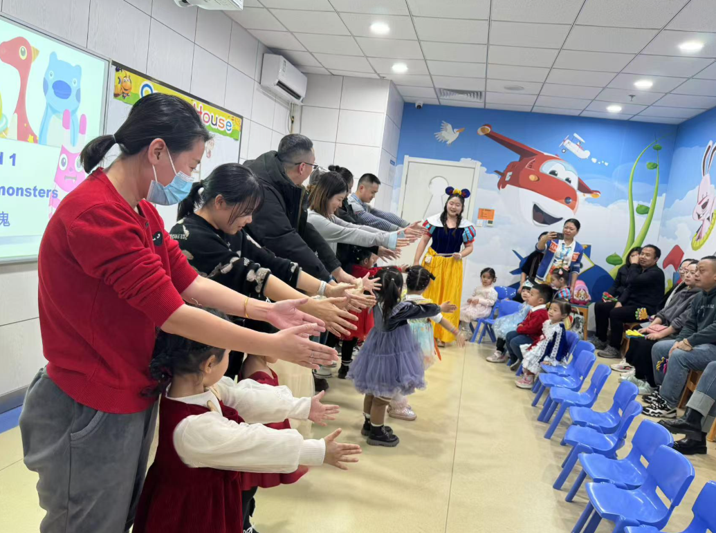 石家庄天童教育:孩子学英语,家长提问的水平决定了思考的深度(图2) 石家庄天童教育:孩子学英语,家长提问的水平决定了思考的深度(图2)